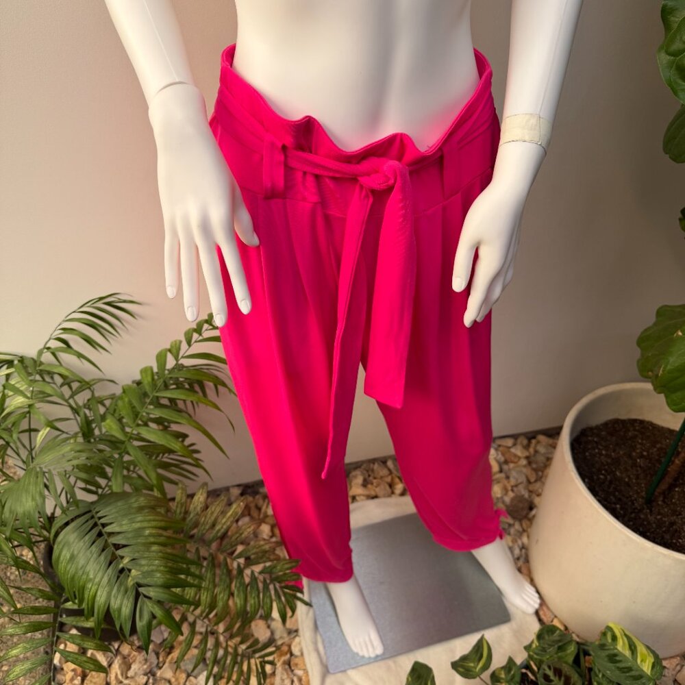NWT Bright Pink Knit Pant with Side Slit and Tie Hem Ballon Pants - Picture 7 of 15